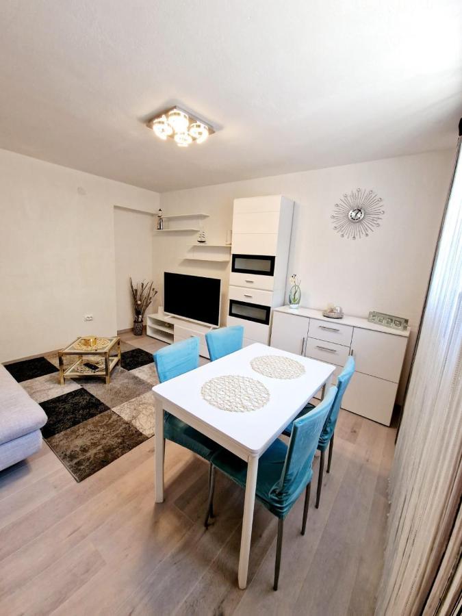 Split Apartment Dış mekan fotoğraf
