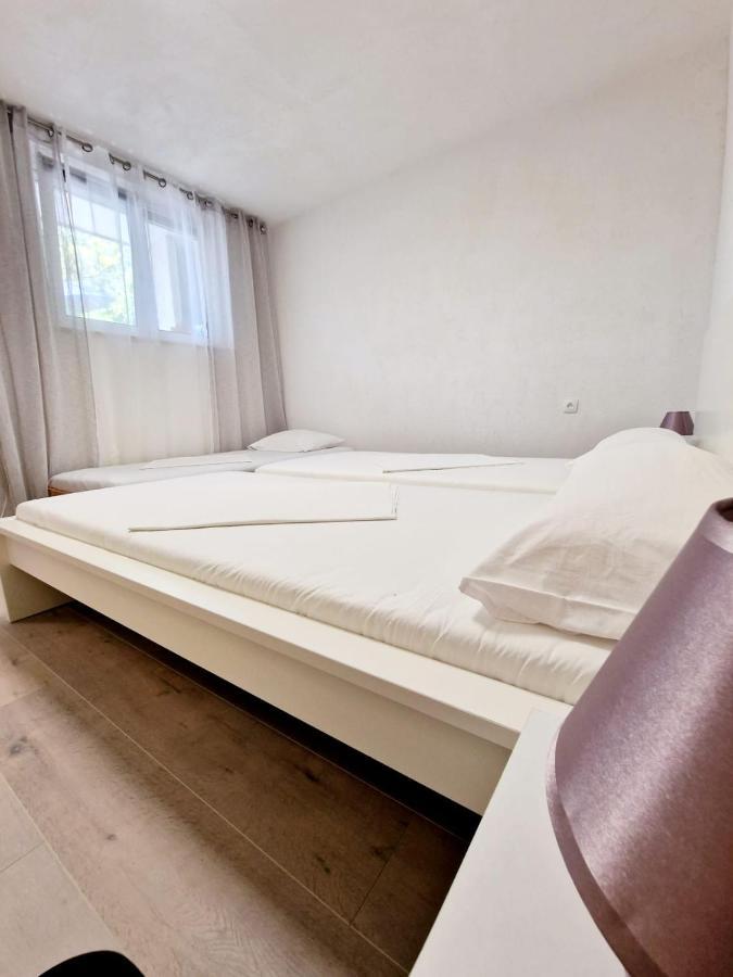 Split Apartment Dış mekan fotoğraf