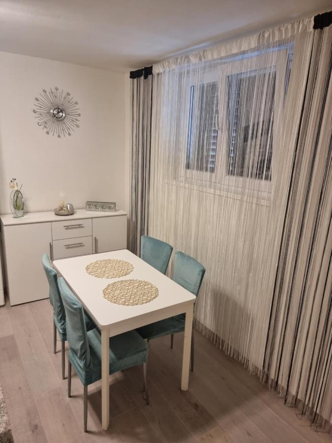 Split Apartment Dış mekan fotoğraf